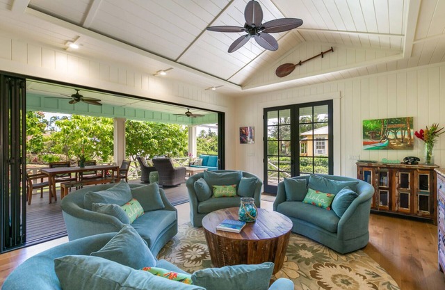 New Custom Hawaiian Cottage - Poipu Beach- Koloa, Hi