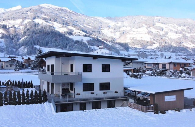 Nice apartment for 5 guests with WIFI, TV and terrace