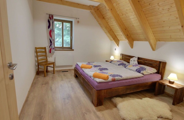 Nice apartment for 12 guests with WIFI, TV and terrace
