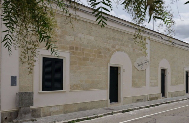 Nice apartment for 4 guests with A/C, WIFI, TV and pets allowed