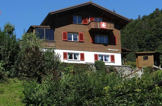 Nice apartment for 4 guests with WIFI, TV and parking