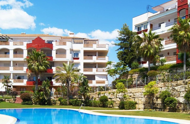 Nice apartment for 4 guests with A/C, pool, WIFI, TV, terrace and parking