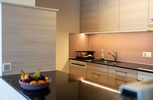 Nice apartment for 4 people with WIFI, TV, balcony and parking