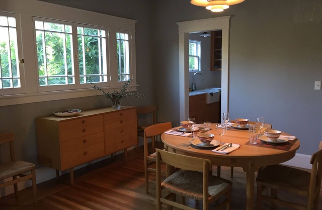 North Berkeley Gem near Gourmet Ghetto
