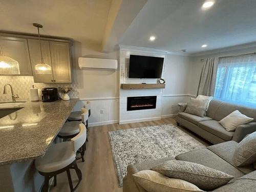 North Conway area 2 bedroom updated condo