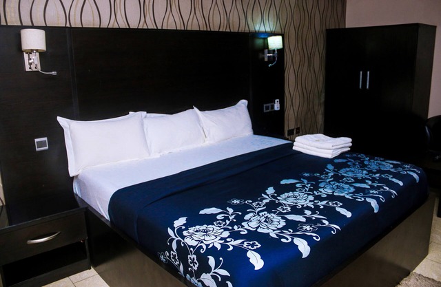 Number 95 Suites
