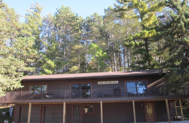 Oak - Large 1 BR on Big Sand Lake