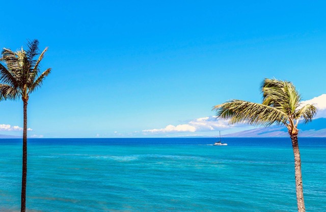 Ocean Breeze at Jazz -Cozy 2BR/2BA, View, Pool, AC, Beach Access &Top Location