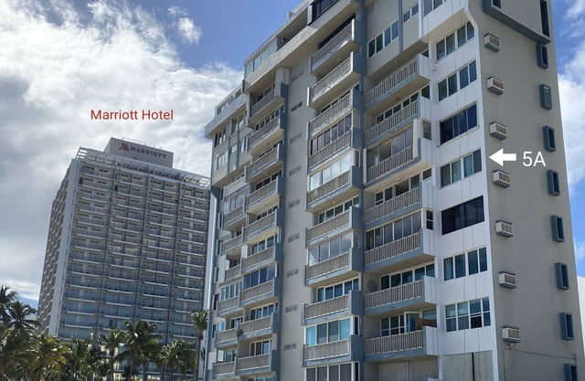 Oceanfront condo next to the Marriott Hotel, San Juan