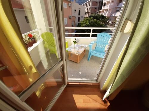 One-bedroom mediterranean flat near the sea