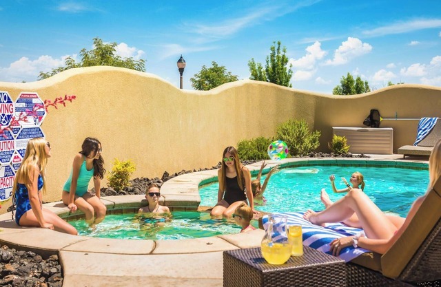 Paradise Pool House 18| Private pool, Theater & Game Room, & Resort Access