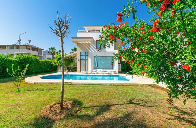 Paradise Town Villa Daisy