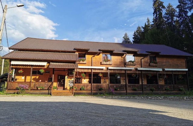 PENSIUNEA VALEA CETATII