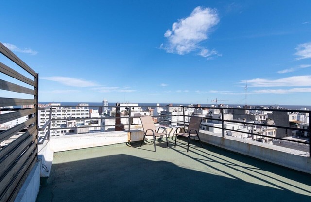 Penthouse Plaza Cagancha con Parrillero propio.