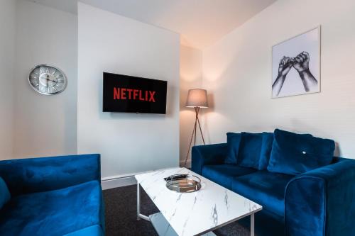 Perfect for Workers 4 Bedrooms-Sleeps 8-Long Term Disc-Driveway