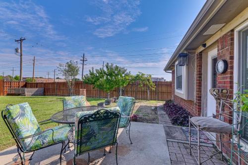Pet-Friendly Family Home 3 Mi to Lake Lewisville