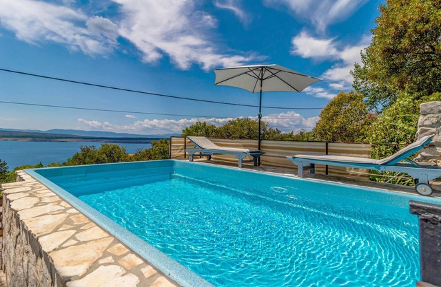 Pet friendly home in Dramalj with WiFi