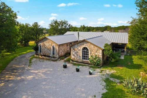 Pet-Friendly Marble Falls Home w Hot Tub