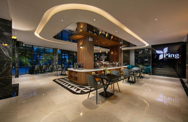 Ping Hotel