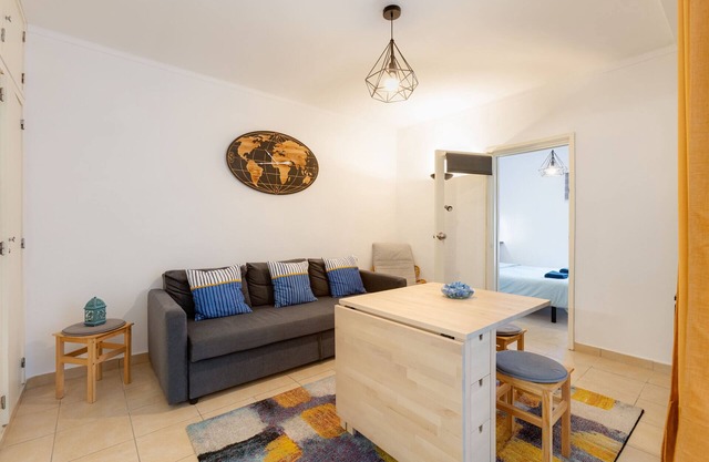 Planalto 39 - semi-detached cozy house with pool in Vilamoura