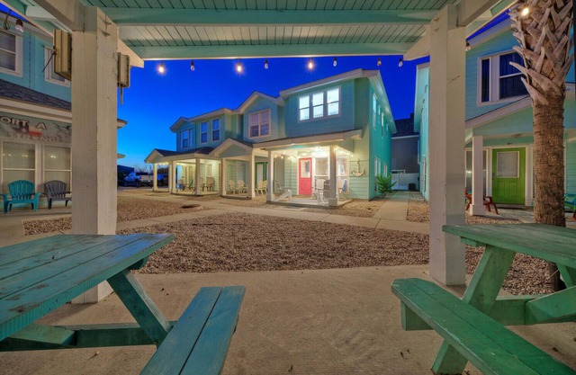 Pool, Patio, Blocks to the Beach | Golf Cart Zone | Daiquiri Daze by AvantStay