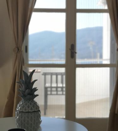 Poros Askeli sea & mountain view apartment