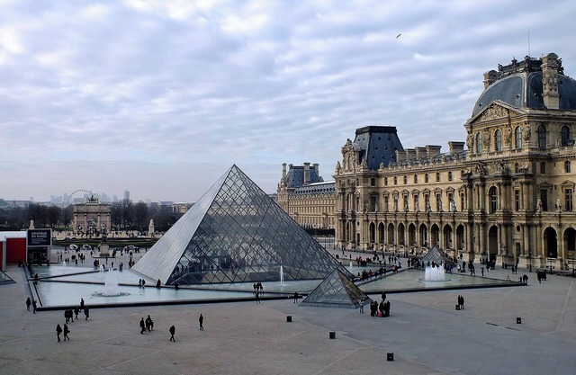 Premiere Suite Apartment With Aircon In Louvre