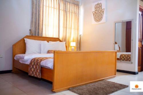 PRISAM LODGE
