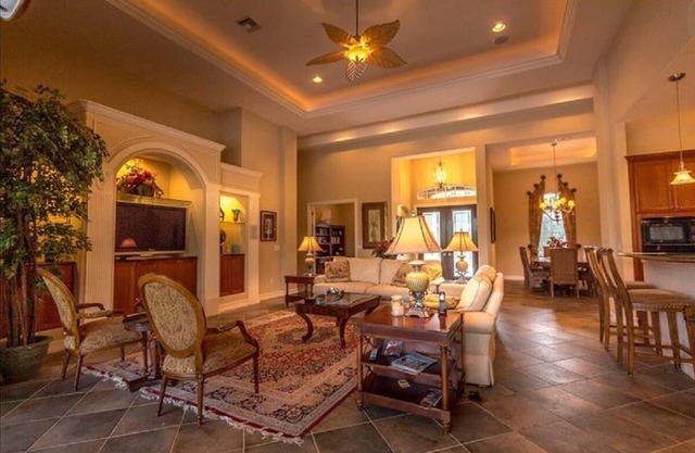 Pristine Estate Pool Home w/5 Star CLUB. Pets welcome.