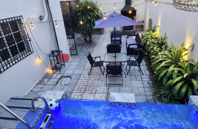 PRIVATE HOUSE+HEATED POOL+BBQ+A/C+WIFI+HOT WATER+PET FRIENDLY, IN SANTO DOMINGO