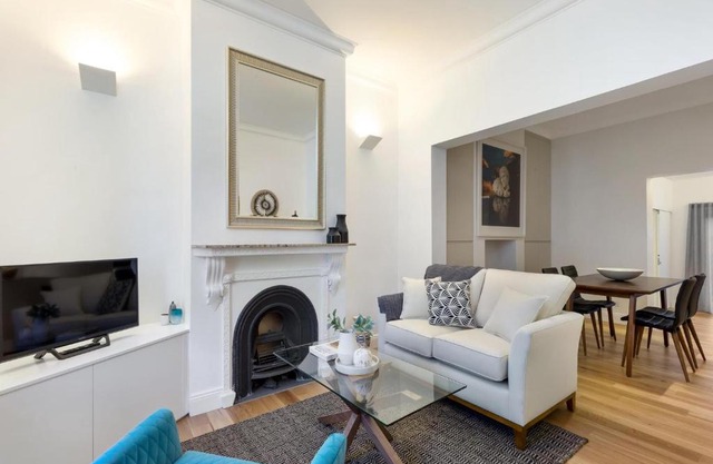 Pyrmont Harris 2
