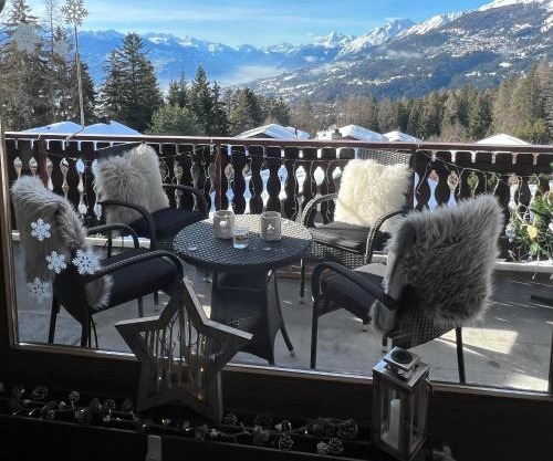 Résidence Robin des Bois, Crans-Montana, luxueux appartement avec vue imprenable