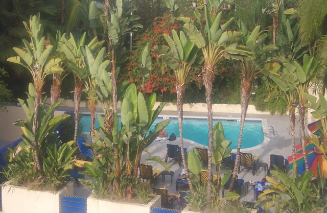 Ramada Plaza by Wyndham West Hollywood Hotel & Suites