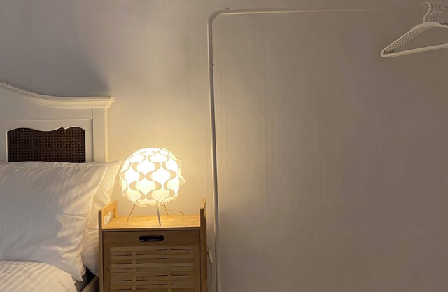 Redecorated 2 bedroom flat near Hongdea in Mangwon market
