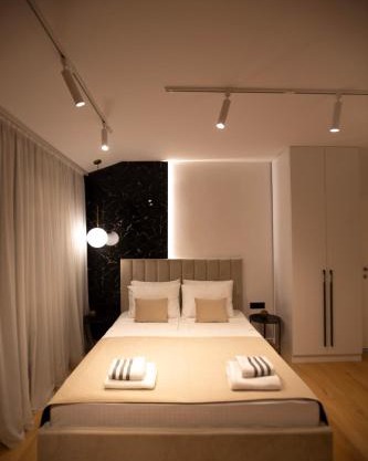 Regent Blue Apartments-Free private parking