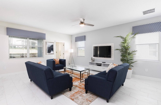 Relaxing 6 Bed Pool Home with Game Room-9038SD
