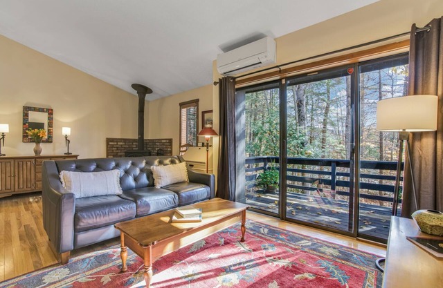 Relaxing Unit in Heart of Quechee - Mill Run 2C