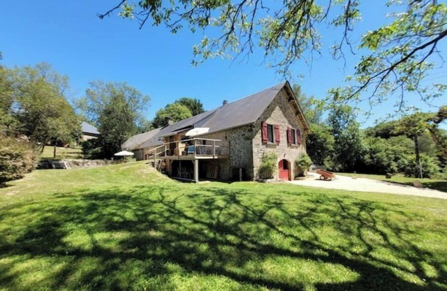 Renovated farmhouse in the heart of nature in Corrèze