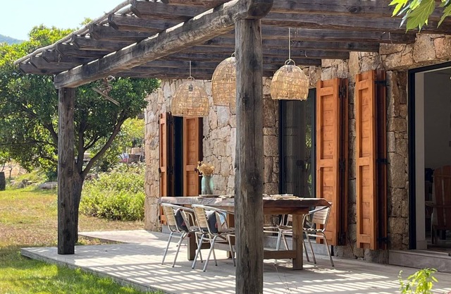 Rent villa with swimming pool - sleeps 9 - Coti-Chiavari (20)