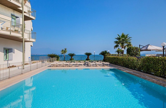 Residenza Miralago With Pool - Studio Apartment With City View
