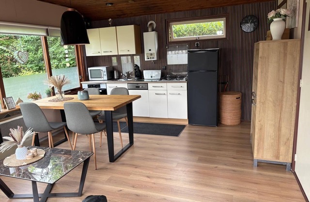 Ritas Chalet Holland North Sea - Netherlands - Holiday home with garden by the sea -