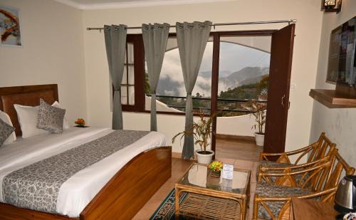 Roop Kumaon Resort