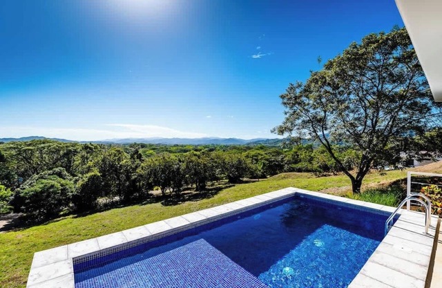 Rural living with mountain views and private pool!