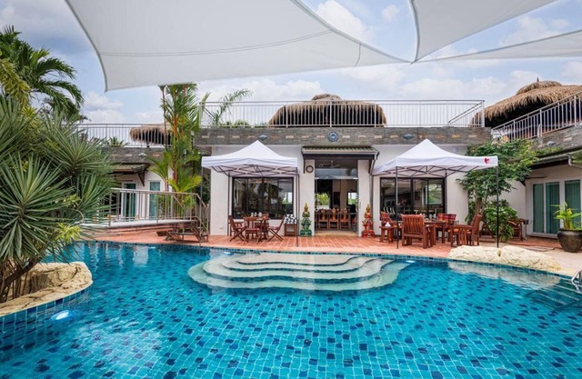 Sahaswara Luxury Villa Pattaya