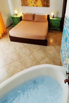 Salento Houses & Idro Suites