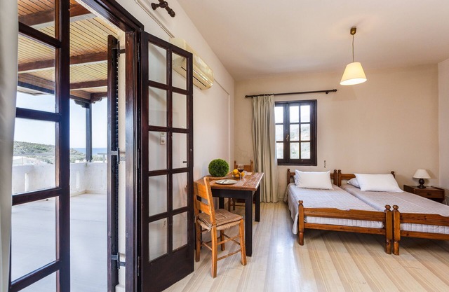 Santa Maria Studios & Apartments