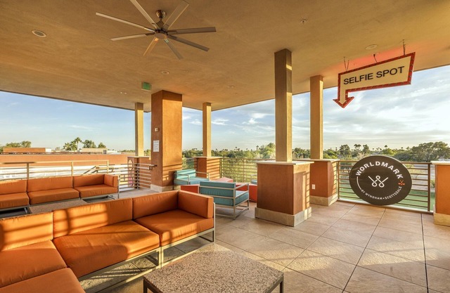 Scottsdale Resort 1bdr Penthouse