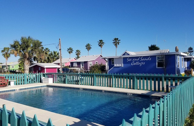 Sea and Sands Cottages