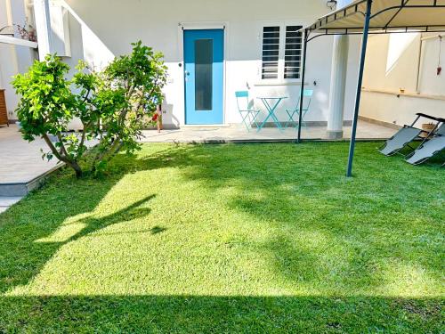 Sea Breeze Garden House