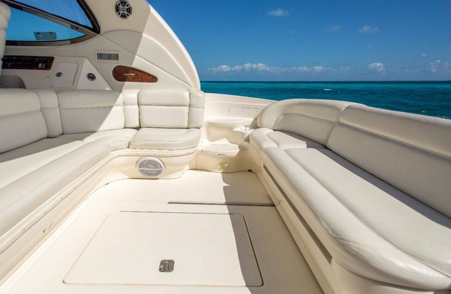 Sea Ray 51 feet for Rent.